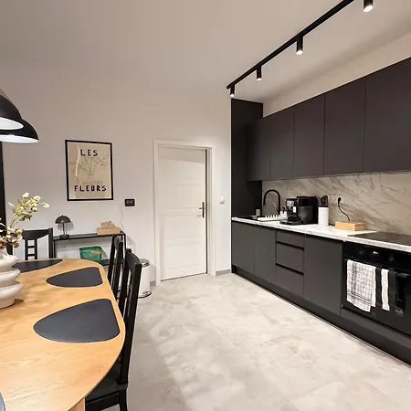 דירה Luxury Downtown *